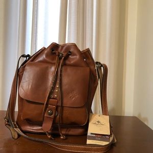 Patricia Nash brown leather Italian bucket bag. NWT